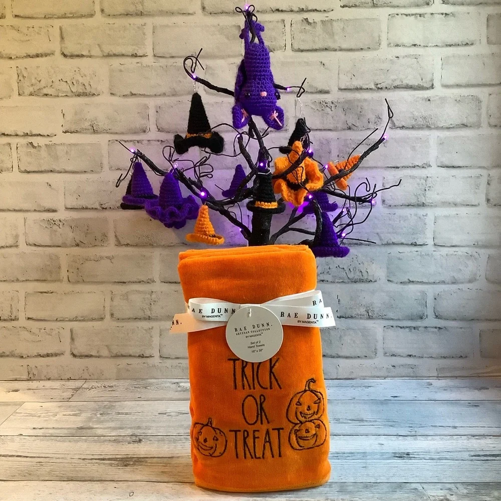 RAE DUNN 2pk 16×30 Trick Or Treat Hand Towels